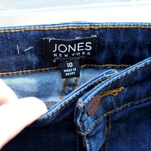 Jones New York Dark-wash Jeans